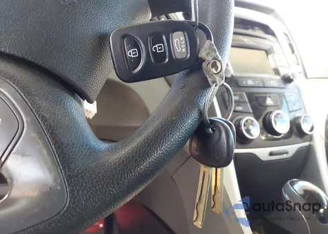 2014 Hyundai Sonata Gls z USA, uszkodzony, nr VIN 5NPEB4AC3EH913250